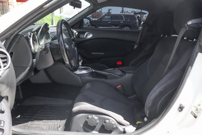 2017 Nissan 370Z Base
