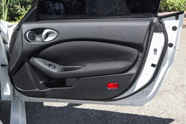 2017 Nissan 370Z Base