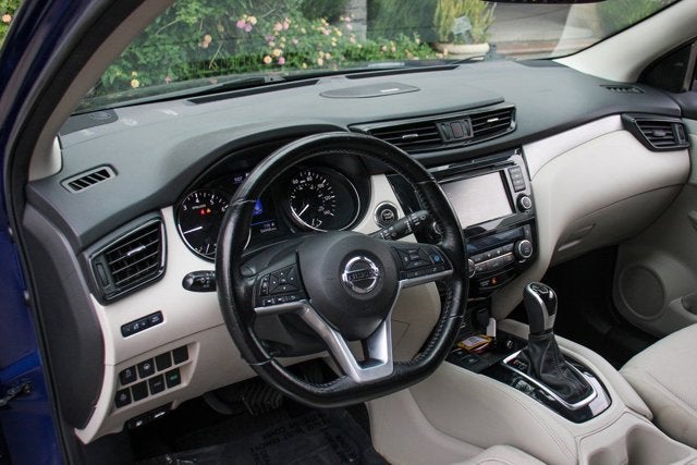 2020 Nissan Rogue Sport SL