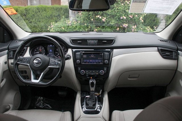 2020 Nissan Rogue Sport SL