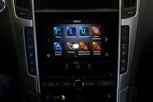 2023 INFINITI Q50 LUXE