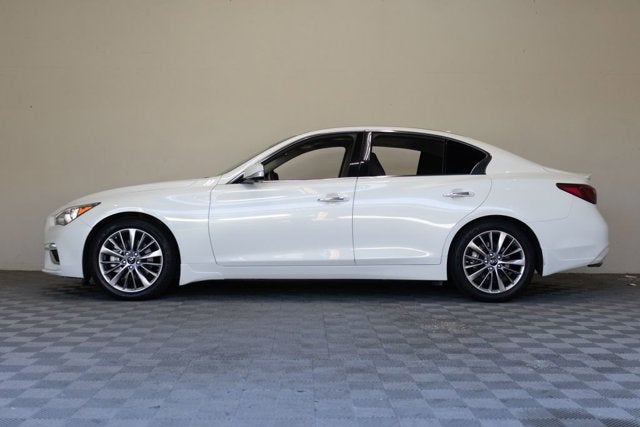 2023 INFINITI Q50 LUXE