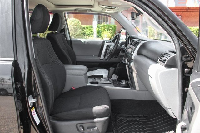 2013 Toyota 4Runner SR5