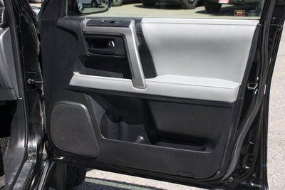 2013 Toyota 4Runner SR5