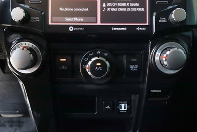 2022 Toyota 4Runner TRD Off-Road