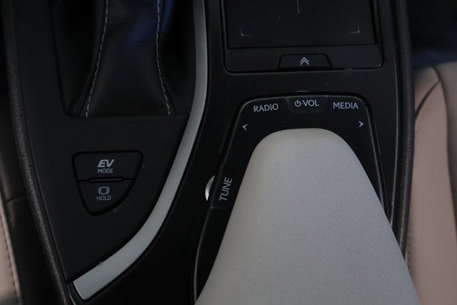 2021 Lexus UX 250h Base