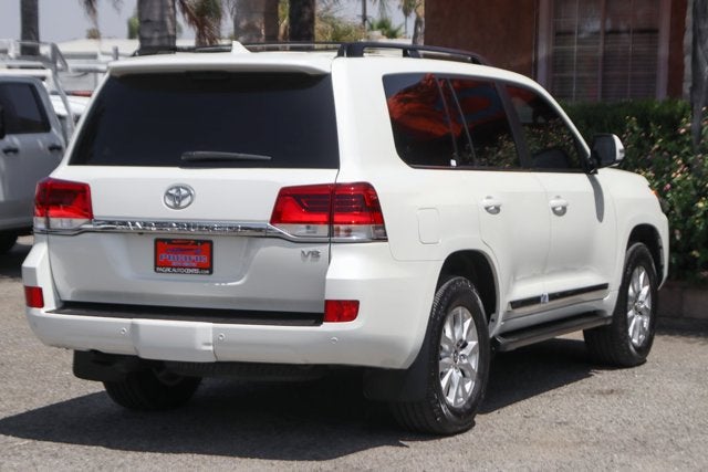 2018 Toyota Land Cruiser Base