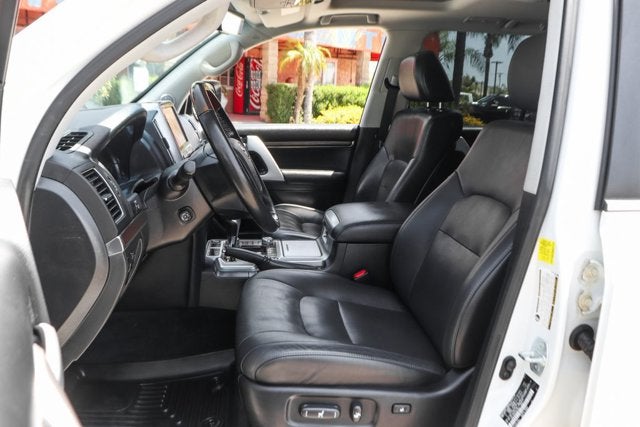 2018 Toyota Land Cruiser Base