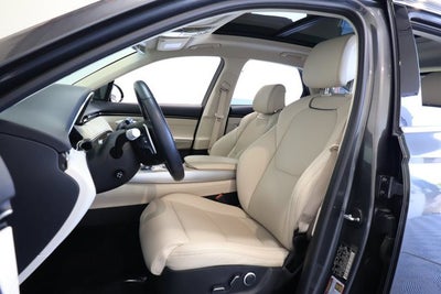 2023 Genesis GV70 2.5T