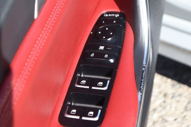 2022 Kia Stinger GT1