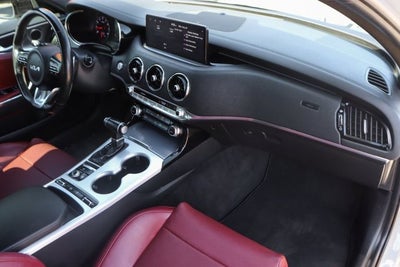 2022 Kia Stinger GT1
