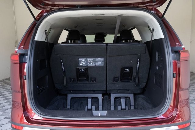 2024 Kia Carnival LX