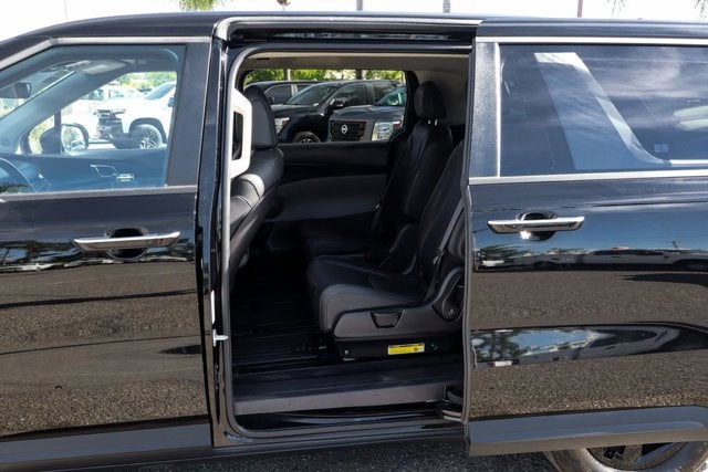 2025 Kia Carnival LXS