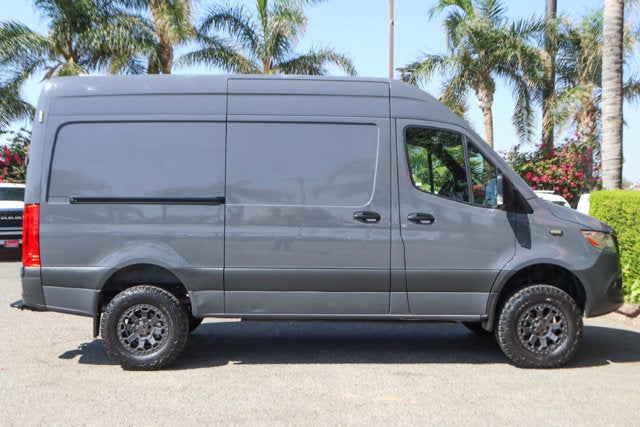 2022 Mercedes-Benz Sprinter 2500 Cargo 144 WB
