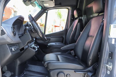 2022 Mercedes-Benz Sprinter 2500 Cargo 144 WB
