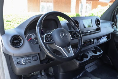 2022 Mercedes-Benz Sprinter 2500 Cargo 144 WB