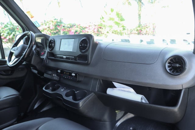 2022 Mercedes-Benz Sprinter 2500 Cargo 144 WB