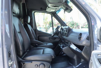 2022 Mercedes-Benz Sprinter 2500 Cargo 144 WB