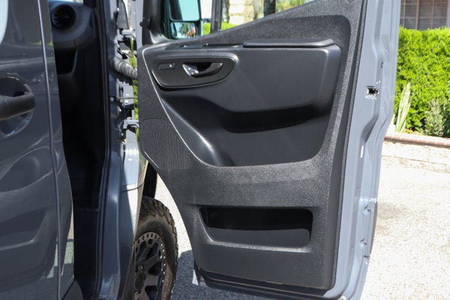 2022 Mercedes-Benz Sprinter 2500 Cargo 144 WB