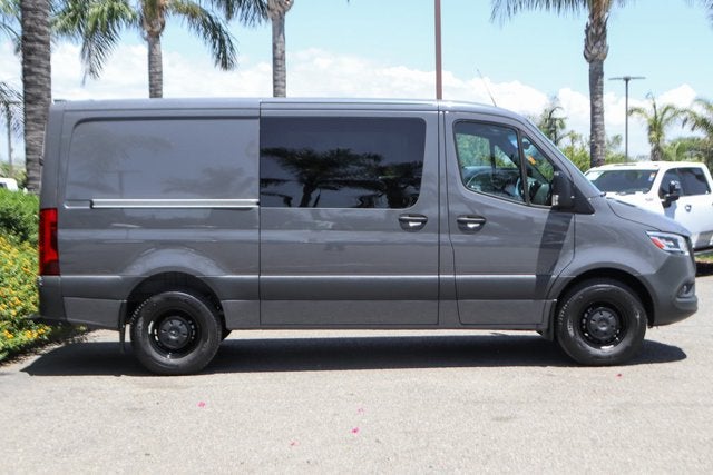 2025 Mercedes-Benz Sprinter 2500 Crew 144 WB