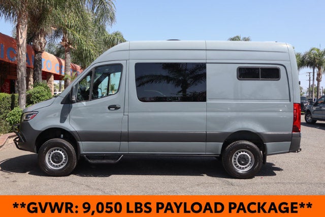 2023 Mercedes-Benz Sprinter 2500 Crew 144 WB