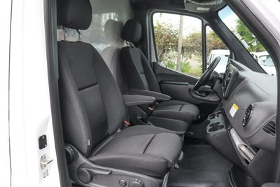 2022 Mercedes-Benz Sprinter 2500 Cargo 144 WB