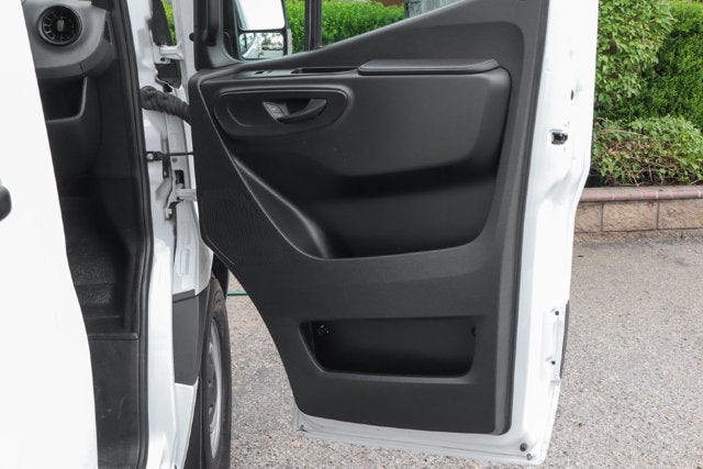 2022 Mercedes-Benz Sprinter 2500 Cargo 144 WB