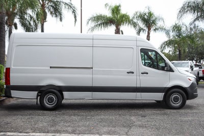 2022 Mercedes-Benz Sprinter 2500 Cargo 170 WB