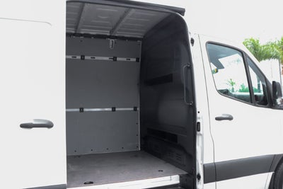 2022 Mercedes-Benz Sprinter 2500 Cargo 170 WB