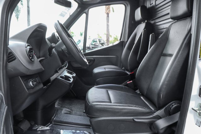 2022 Mercedes-Benz Sprinter 2500 Cargo 170 WB