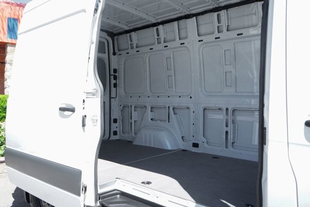 2022 Mercedes-Benz Sprinter 2500 Cargo 144 WB