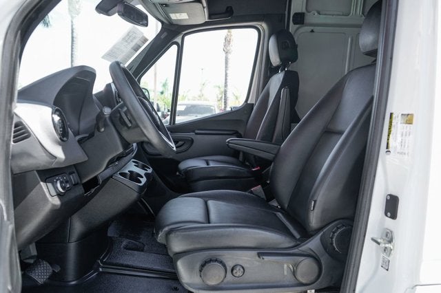 2022 Mercedes-Benz Sprinter 2500 Cargo 144 WB