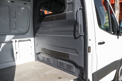 2022 Mercedes-Benz Sprinter 2500 Cargo 144 WB