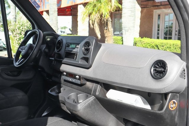 2019 Mercedes-Benz Sprinter 2500 Cargo 144 WB