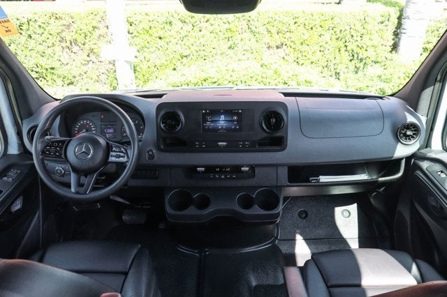 2020 Mercedes-Benz Sprinter 2500 Cargo 170 WB