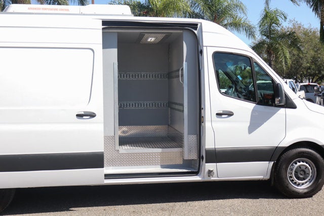 2022 Mercedes-Benz Sprinter 2500 Cargo 170 WB
