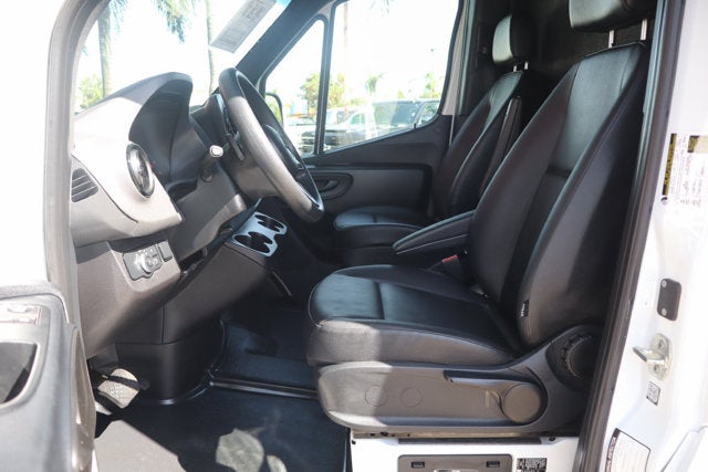 2022 Mercedes-Benz Sprinter 2500 Cargo 170 WB