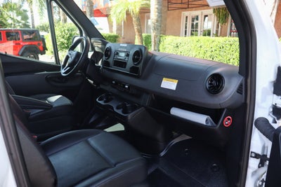2022 Mercedes-Benz Sprinter 2500 Cargo 170 WB