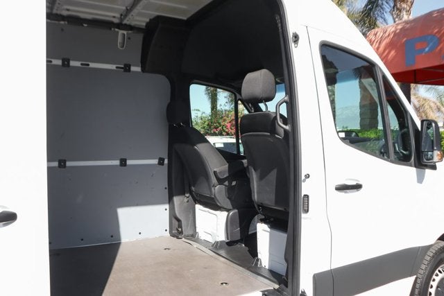 2025 Mercedes-Benz Sprinter 2500 Cargo 144 WB