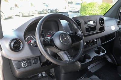2025 Mercedes-Benz Sprinter 2500 Cargo 144 WB