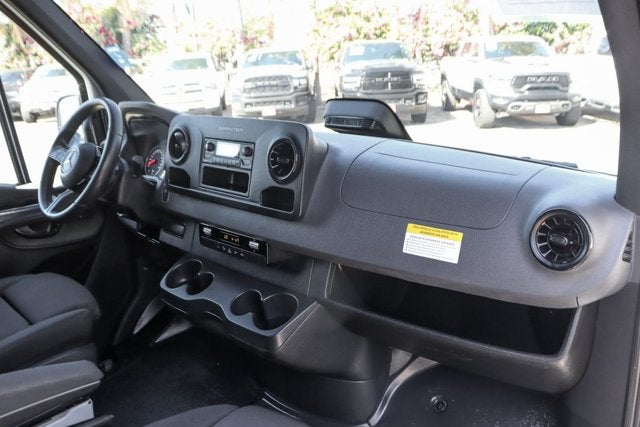2025 Mercedes-Benz Sprinter 2500 Cargo 144 WB