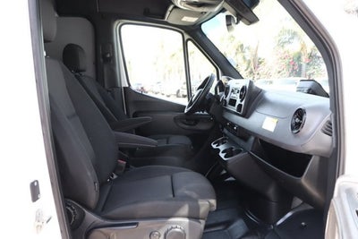 2025 Mercedes-Benz Sprinter 2500 Cargo 144 WB