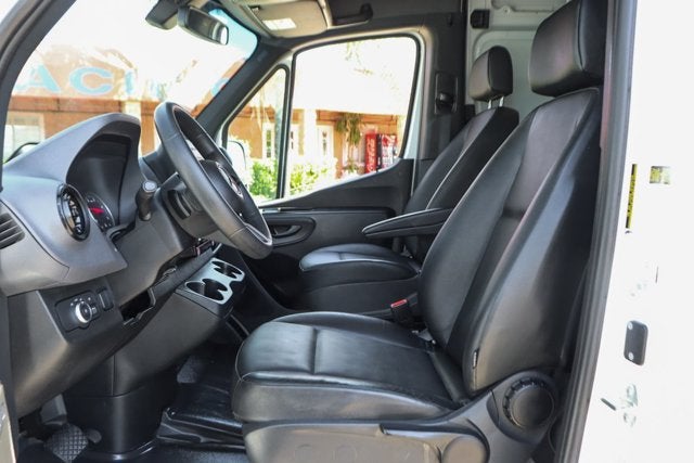 2025 Mercedes-Benz Sprinter 2500 Cargo 144 WB