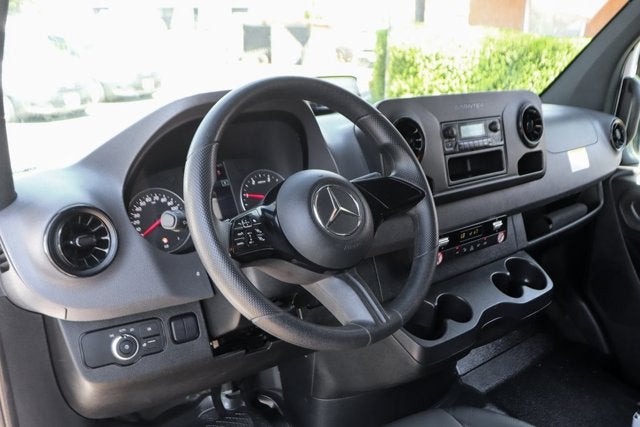 2025 Mercedes-Benz Sprinter 2500 Cargo 144 WB