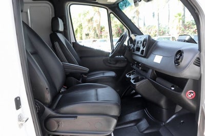2025 Mercedes-Benz Sprinter 2500 Cargo 144 WB