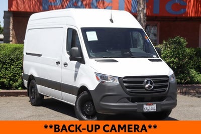 2025 Mercedes-Benz Sprinter 2500 Cargo 144 WB