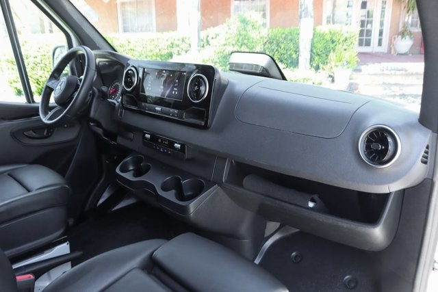 2025 Mercedes-Benz Sprinter 2500 Cargo 144 WB
