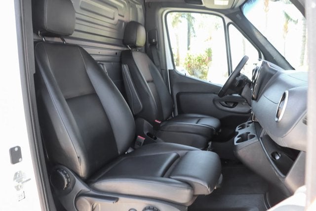 2025 Mercedes-Benz Sprinter 2500 Cargo 144 WB