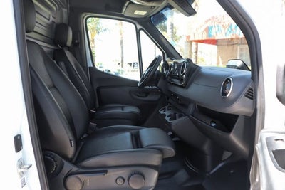 2025 Mercedes-Benz Sprinter 2500 Cargo 144 WB