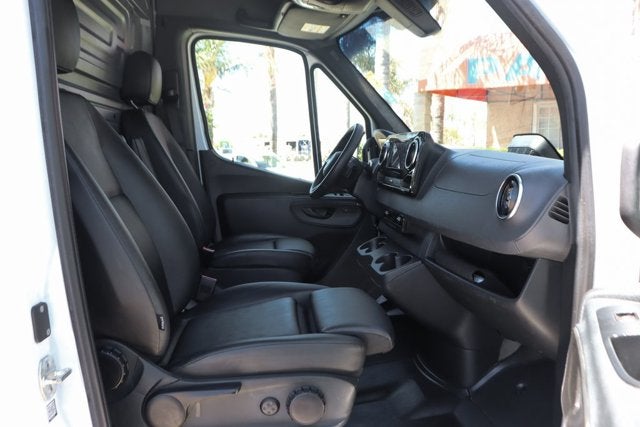 2025 Mercedes-Benz Sprinter 2500 Cargo 144 WB